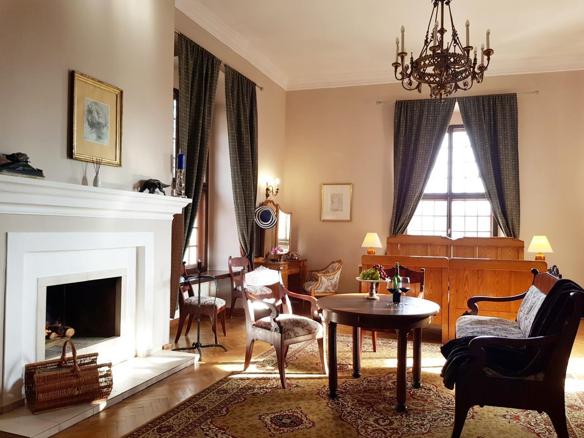 Zamek Joannitów Hotel Łagów Kültér fotó